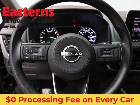 Used 2023 Nissan Rogue S AWD/4WD image 10