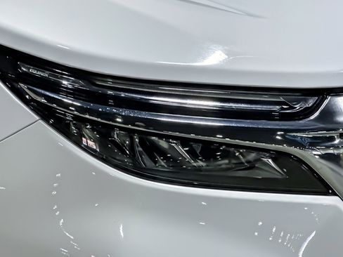 Used 2024 Chevrolet Equinox LT image 10