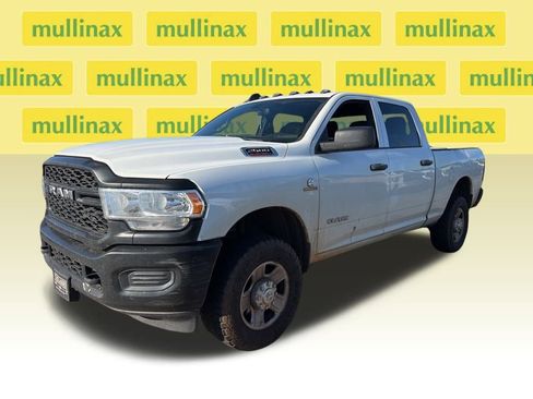 Used 2022 RAM 2500 Tradesman w/ Snow Chief Group AWD/4WD image 2
