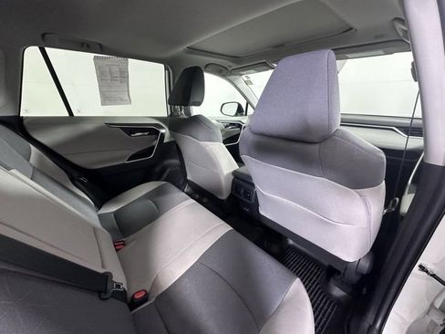 Used 2023 Toyota RAV4 XLE image 13