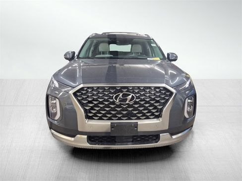Used 2022 Hyundai Palisade Calligraphy image 2
