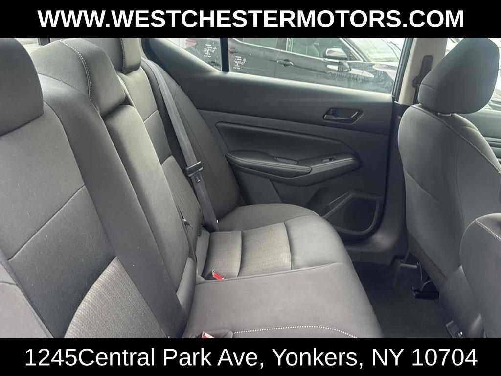 Used 2024 Nissan Altima 2.5 SV FWD image 18