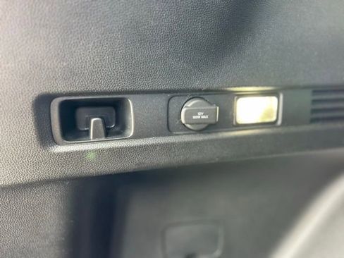 Used 2023 Honda CR-V EX image 28