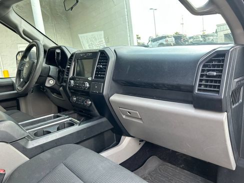 Used 2017 Ford F150 XL w/ Equipment Group 101A Mid RWD image 13