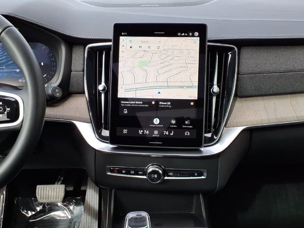 Certified 2026 Volvo XC90 B6 Ultra AWD/4WD image 16
