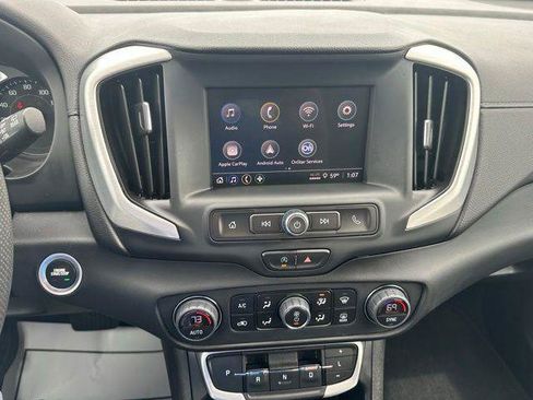Used 2023 GMC Terrain SLE w/ Driver Convenience Package FWD image 25