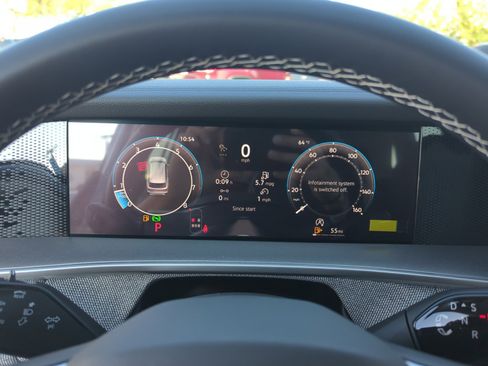 New 2026 Volkswagen Tiguan S image 10