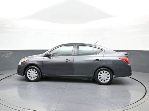 Used 2015 Nissan Versa S Plus image 9