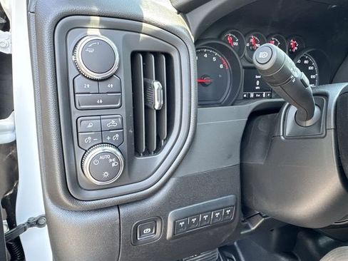 New 2025 GMC Sierra 3500 Pro image 17