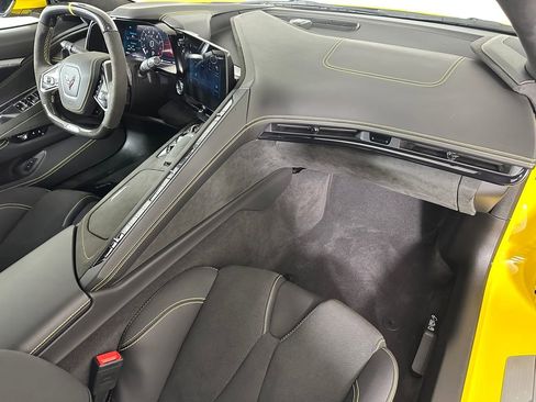 Used 2025 Chevrolet Corvette ZR1 w/ Stealth Interior Trim Package RWD image 36