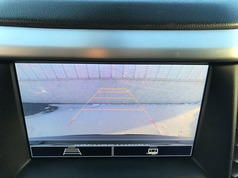 Used 2023 GMC Acadia SLE w/ Driver Convenience Package image 25