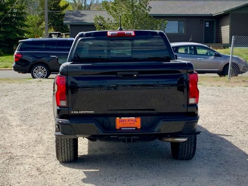 Used 2024 Chevrolet Colorado Z71 w/ Z71 Convenience Package 2 AWD/4WD image 4