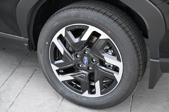 New 2026 Subaru Forester Touring AWD/4WD image 12