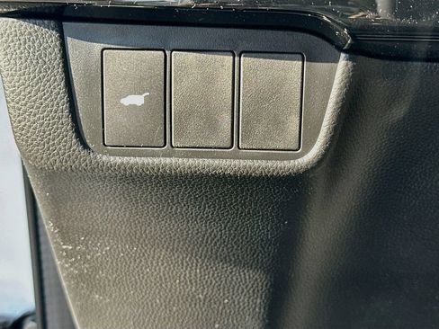 Used 2026 Honda CR-V EX-L image 10