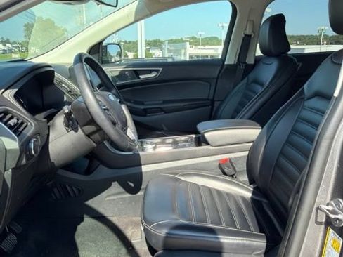 Used 2024 Ford Edge SEL AWD/4WD image 10