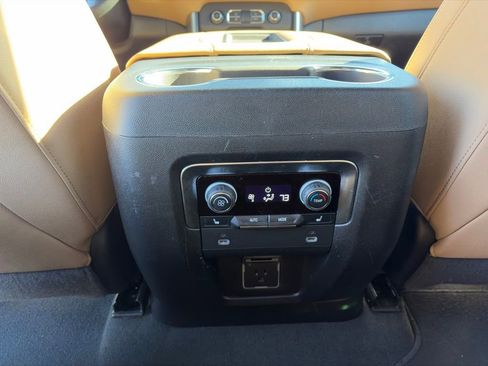 Used 2024 Chevrolet Tahoe Premier image 10