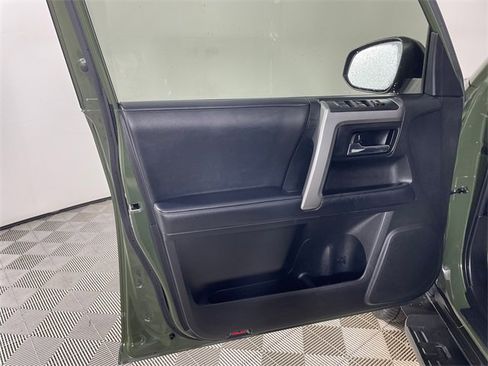 Used 2021 Toyota 4Runner Trail Special Edition image 18