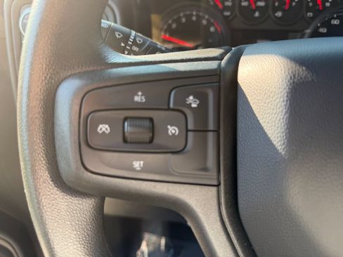 Used 2022 Chevrolet Silverado 1500 Custom Trail Boss AWD/4WD image 22