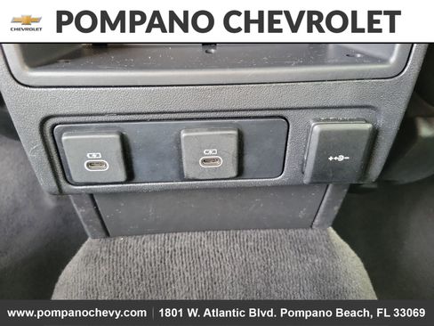 Used 2025 Jaguar F-PACE R-Dynamic S image 13