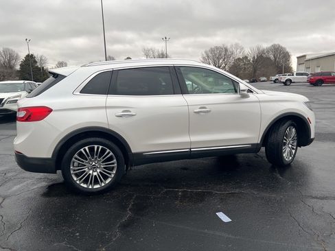 Used 2018 Lincoln MKX Reserve w/ Lincoln MKX Climate Package image 4