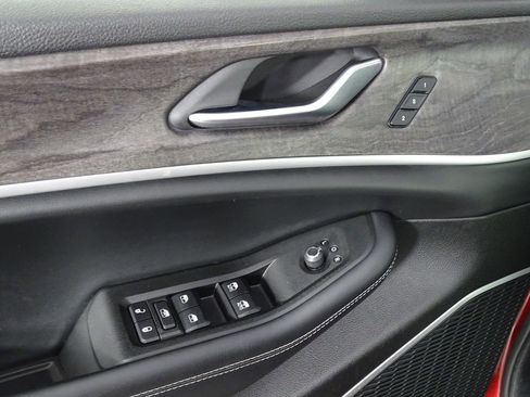 Used 2021 Jeep Grand Cherokee L Limited image 20