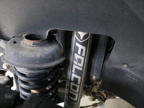 Used 2019 Jeep Wrangler Unlimited Sport image 15