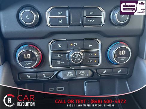 Used 2024 Chevrolet Tahoe LT AWD/4WD image 23