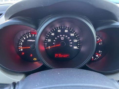 Used 2010 Kia Soul ! image 17