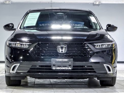 Used 2024 Honda Accord Touring image 5