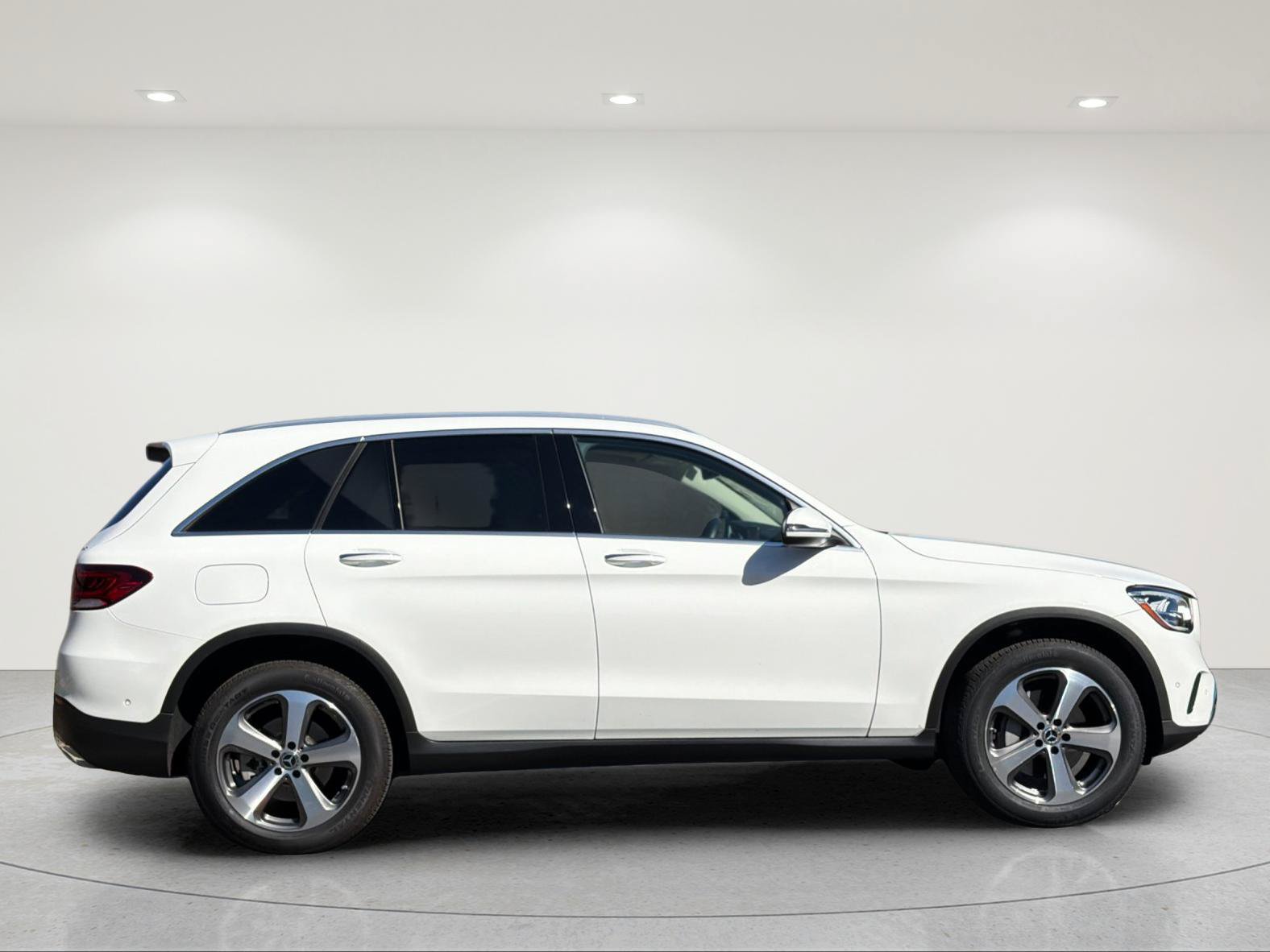 Used 2022 Mercedes-Benz GLC 300 4MATIC image 5