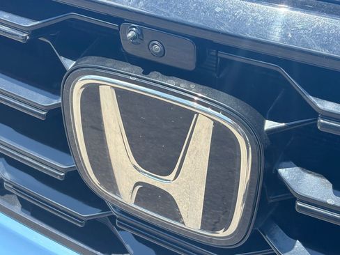 Used 2024 Honda Pilot TrailSport image 6