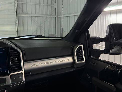 Used 2022 Ford F350 Platinum AWD/4WD image 48
