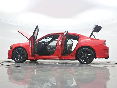 Used 2020 Dodge Charger GT w/ Blacktop Package RWD image 43