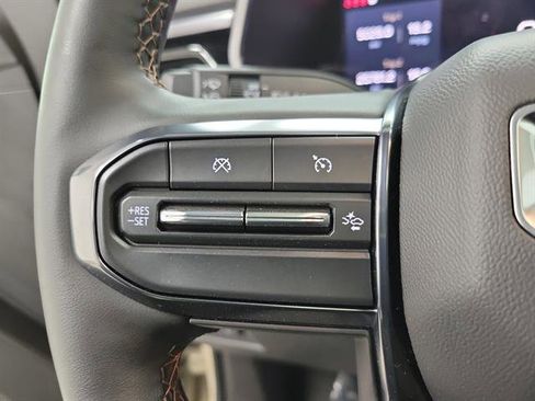 Used 2024 GMC Canyon AT4 w/ AT4 Premium Package image 23