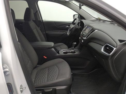 Used 2021 Chevrolet Equinox LT image 21