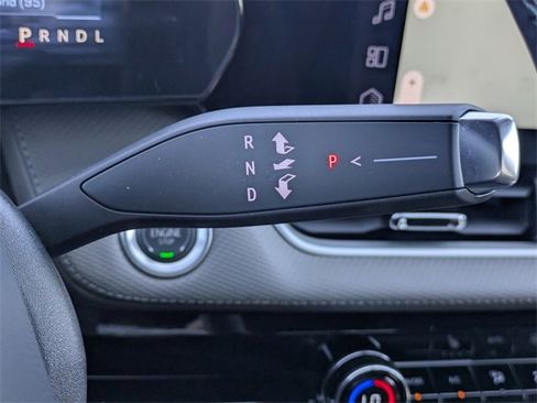 Used 2025 Chevrolet Equinox LT w/ Convenience Package II image 29