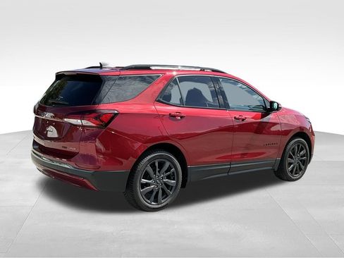 Used 2023 Chevrolet Equinox RS w/ RS Leather Package AWD/4WD image 12