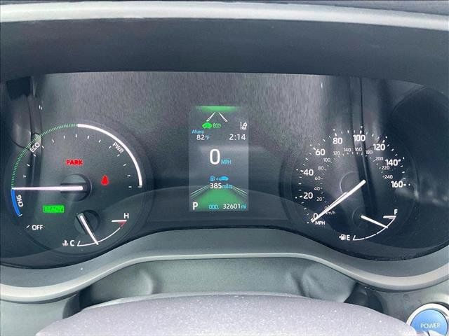 Used 2024 Toyota Sienna XLE w/ XLE Plus Package FWD image 22