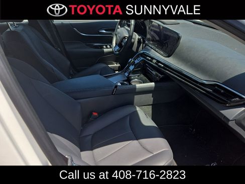 Used 2023 Toyota Mirai w/ Advanced Technology Package RWD image 4