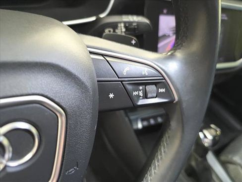 Used 2021 Audi Q3 2.0T Premium AWD/4WD image 19
