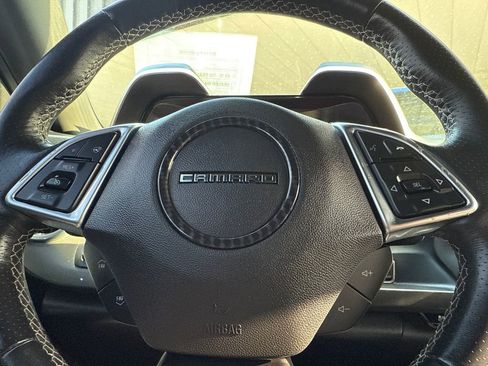 Used 2016 Chevrolet Camaro SS image 30
