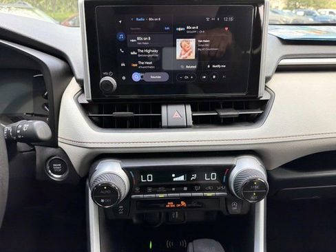Used 2024 Toyota RAV4 XLE w/ Convenience Package FWD image 28