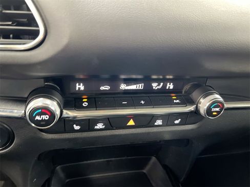 Used 2023 MAZDA CX-30 AWD 2.5 S w/ Premium Package image 16