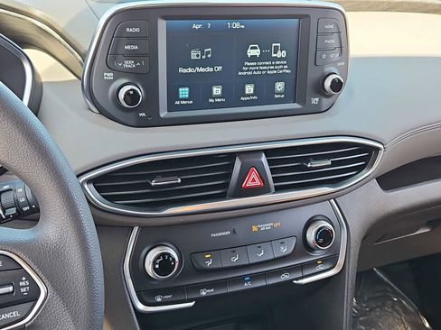 Used 2020 Hyundai Santa Fe SE w/ Cargo Package image 27