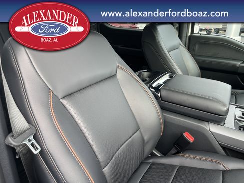 New 2025 Ford F150 Lariat w/ Equipment Group 502A High image 19