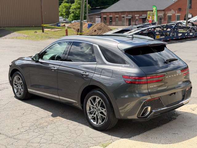 Used 2024 Genesis GV70 2.5T w/ Select Package AWD/4WD image 8