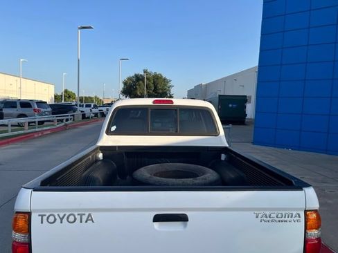 Used 2004 Toyota Tacoma PreRunner RWD image 14