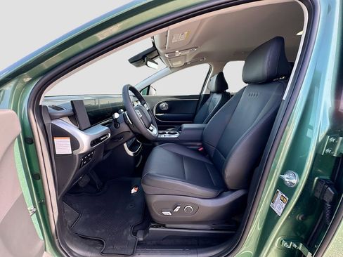 New 2026 Hyundai Ioniq 9 SEL image 16