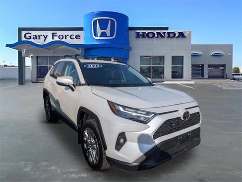 Used 2023 Toyota RAV4 XLE Premium image 1