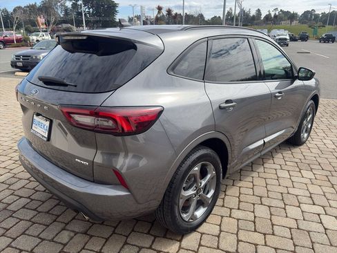 Used 2024 Ford Escape ST-Line image 23